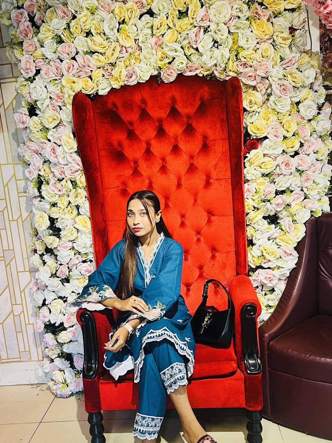 Customer review image